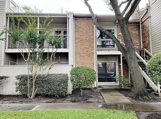 2001 Bering Dr APT 6B, Houston, TX 77057