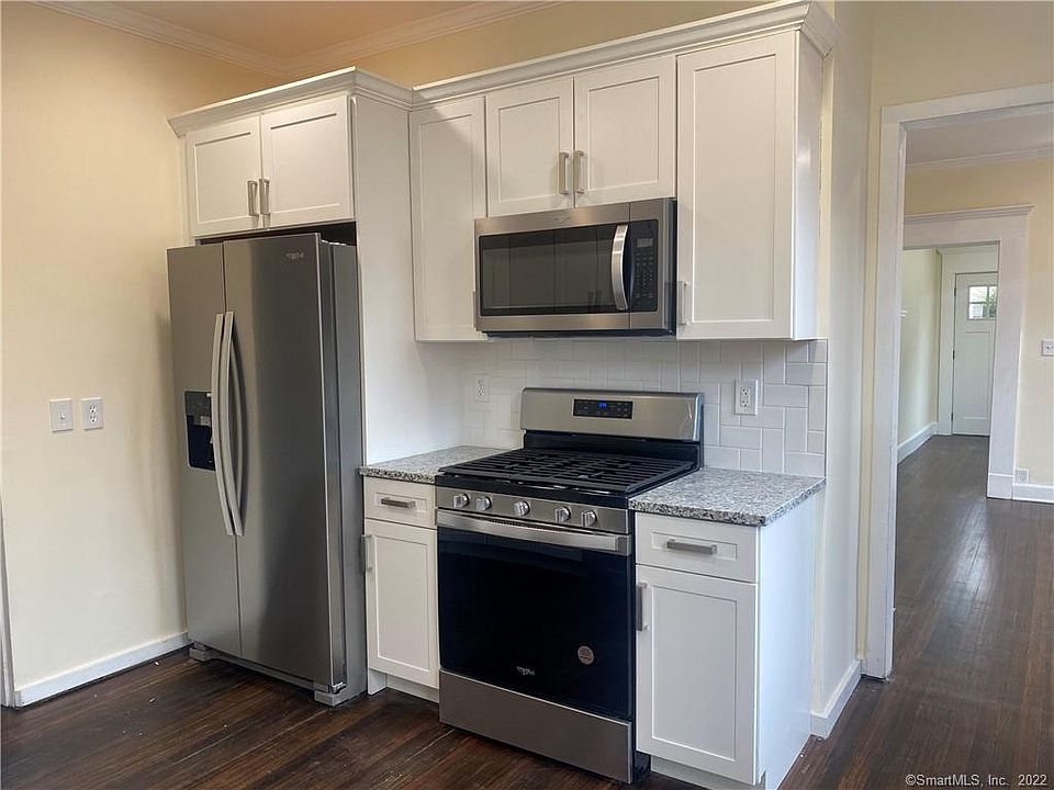 1st image of 69 Fountain St #1