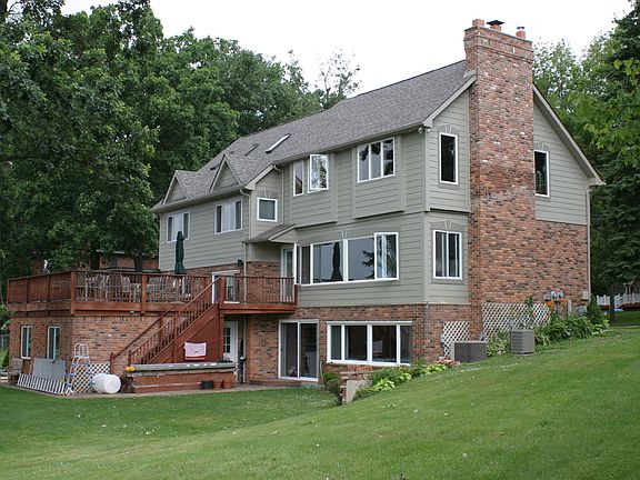 2nd image of 2880 Chadwick Dr