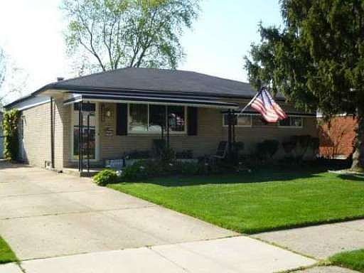 1st image of 32417 Revere Dr
