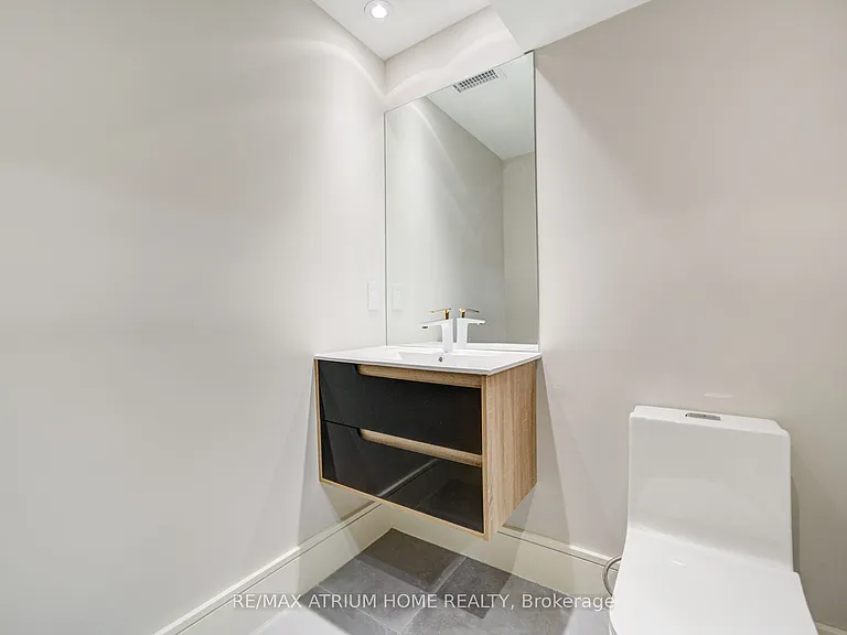 6 Hillholm Rd — Photo 23