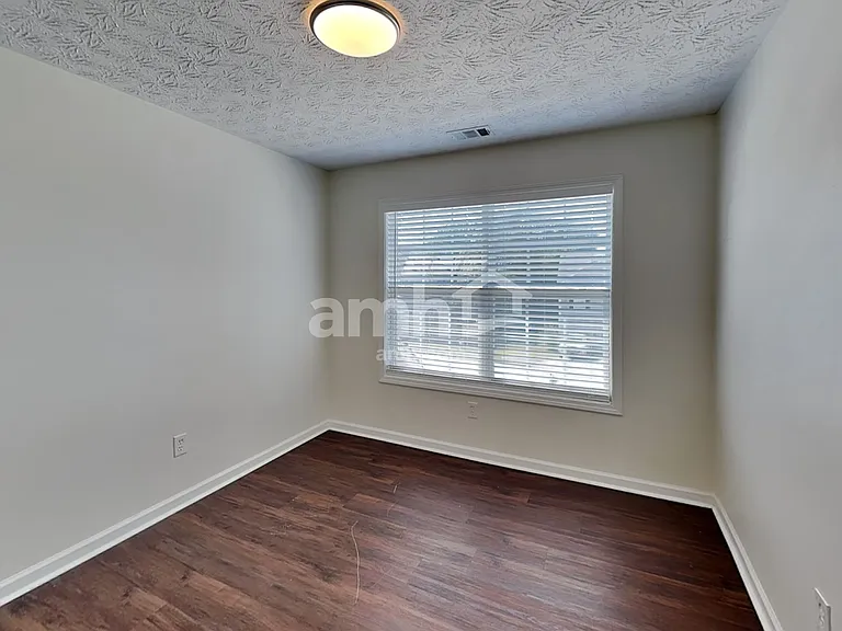 1307 Bramlett Forest Ct — Photo 19