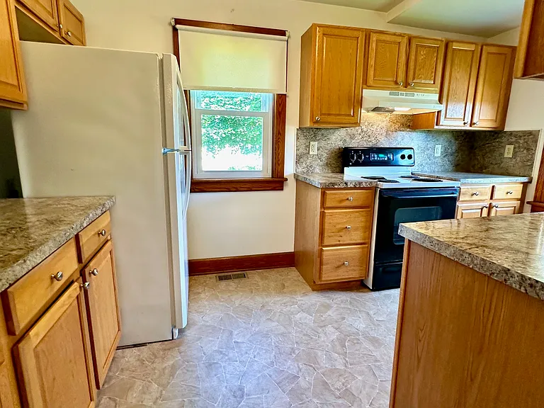 152 Nashville Blvd — Photo 4