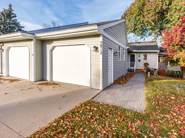 3912 Stone Brooke Cir, Ames, IA 50010