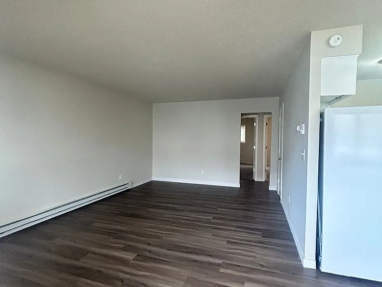 1806 E Fourth Plain Blvd — Photo 3