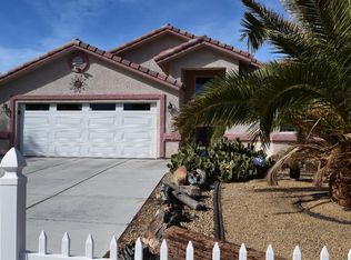 27794 Hummingbird Ln, Helendale, CA 92342