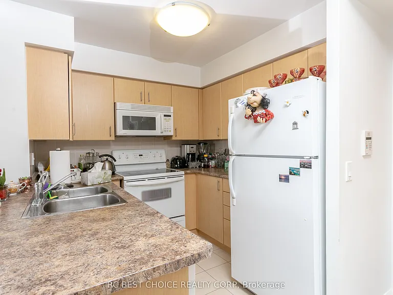 4968 Yonge St #2902 — Photo 6