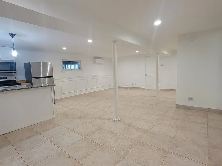 63 Boyer St #LOWER LEVEL — Photo 9