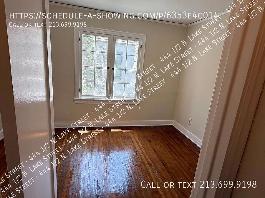 $0 Security Deposit+1 Month Free- Echo Park Bungalow Apt - 1 Bed/1 Bath - Courtyard Building — Photo 4