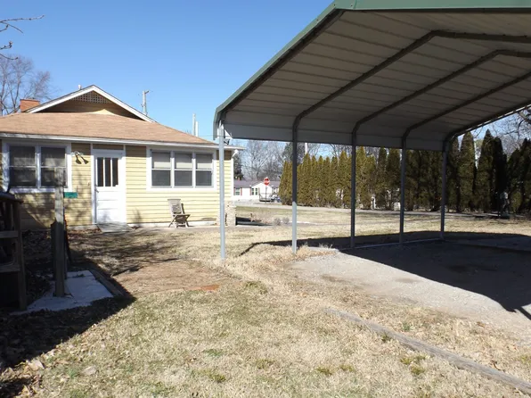 301 Russell Rd, Rockford, TN 37853