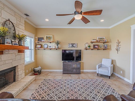 5th image of 8128 McCormick Dr