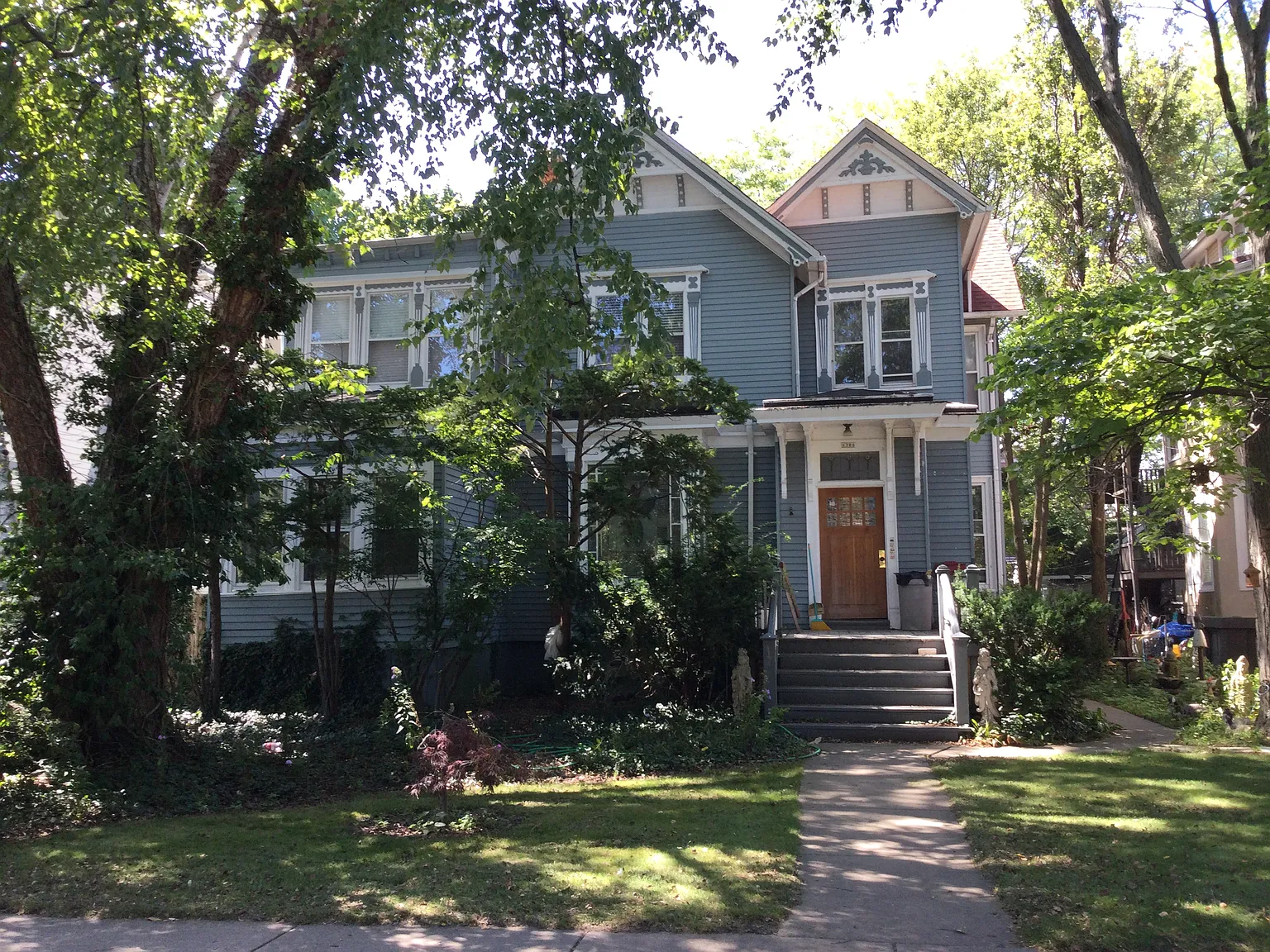 1306 Hinman Ave APT C photo 1