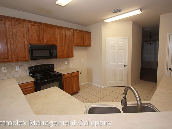 5th image of 10205 Sourwood Dr