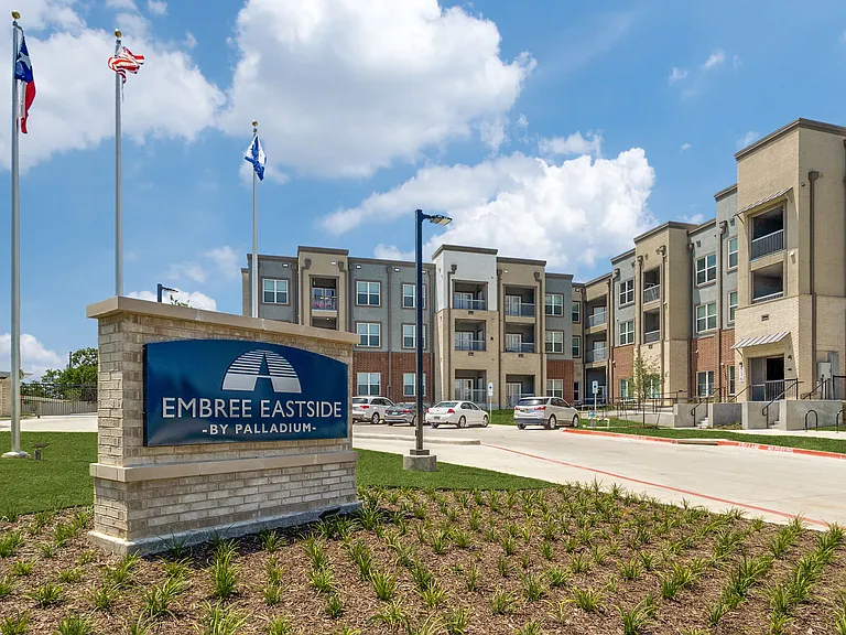 Embree Eastside By Palladium — Photo 11