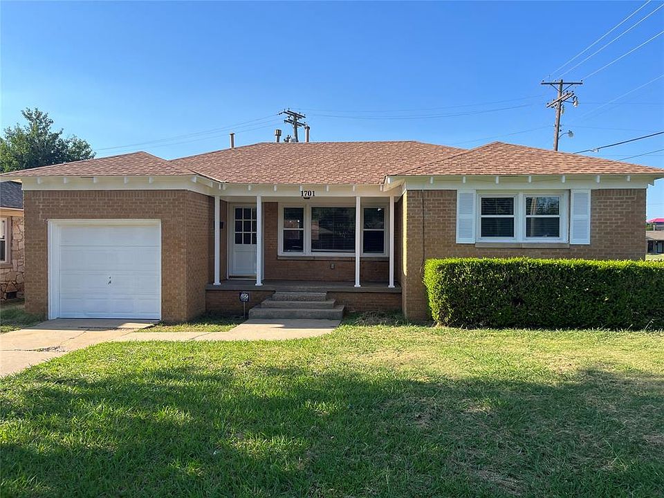 1st image of 1701 Oxford Way