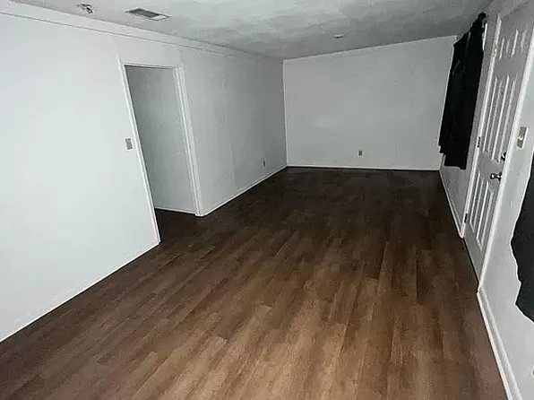 (undisclosed Address), Kemp, TX 75143