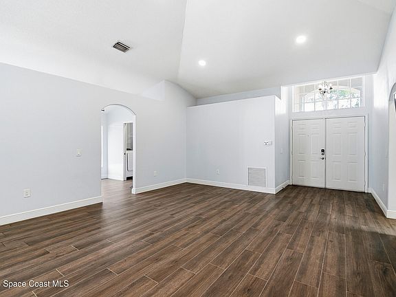 5th image of 1267 Potomac Dr
