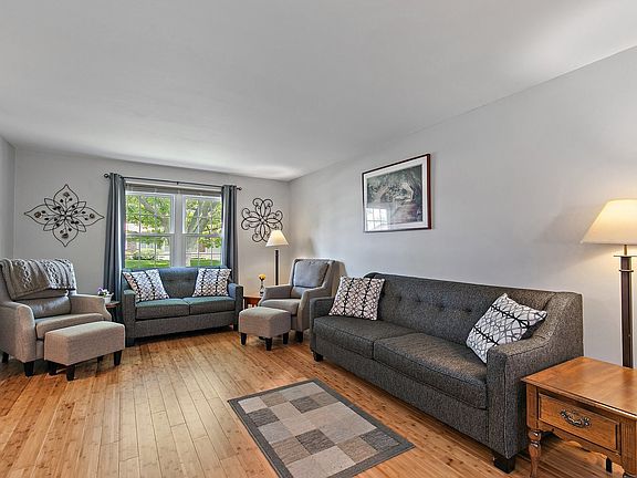 5th image of 506 Birchwood Dr