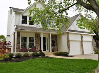 21715 W 53rd Ter, Shawnee, KS 66226
