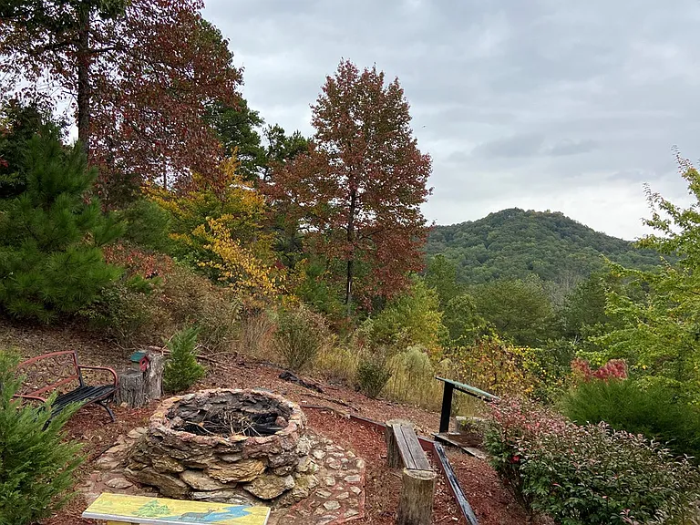 687 Anderson Rd — Photo 6