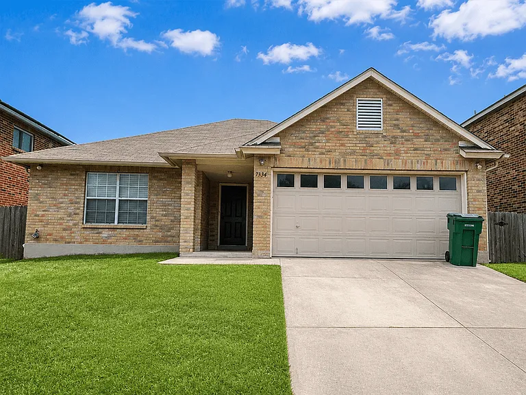7334 Daulton Rdg — Photo 1