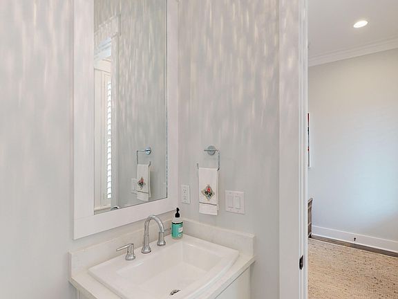 111-Grayton-Village-05122019_142443