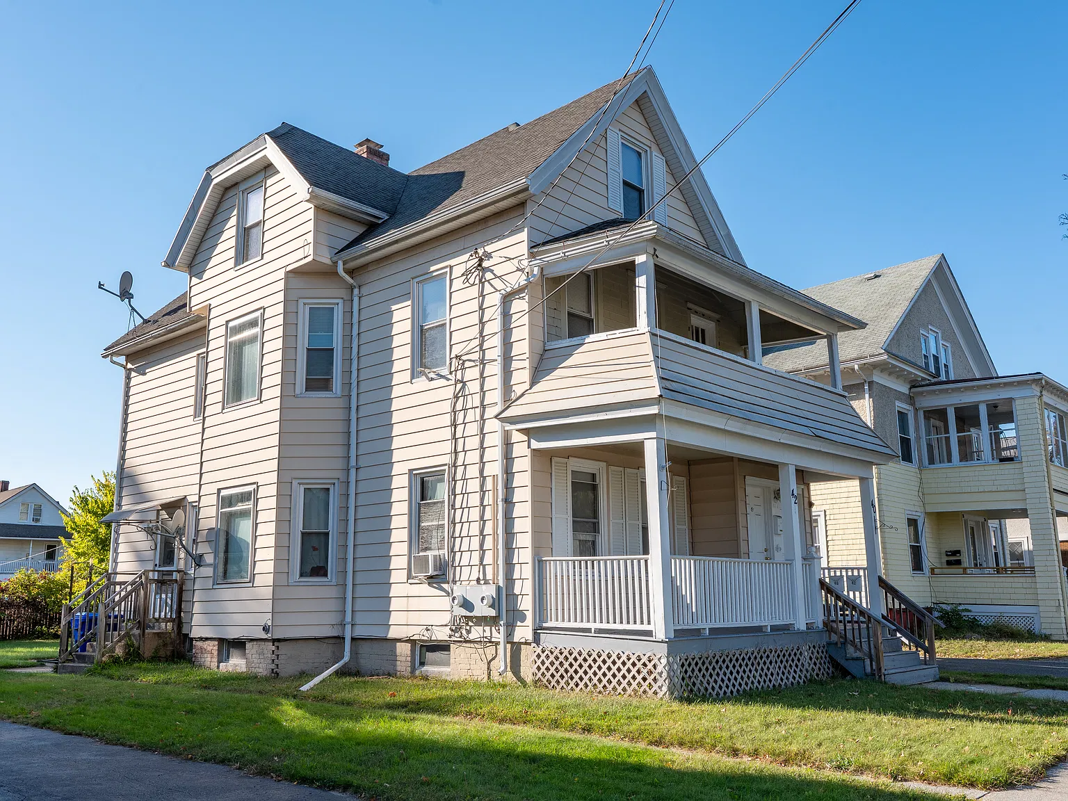3 bed, 1300 sqft, $2,500 — Photo 3