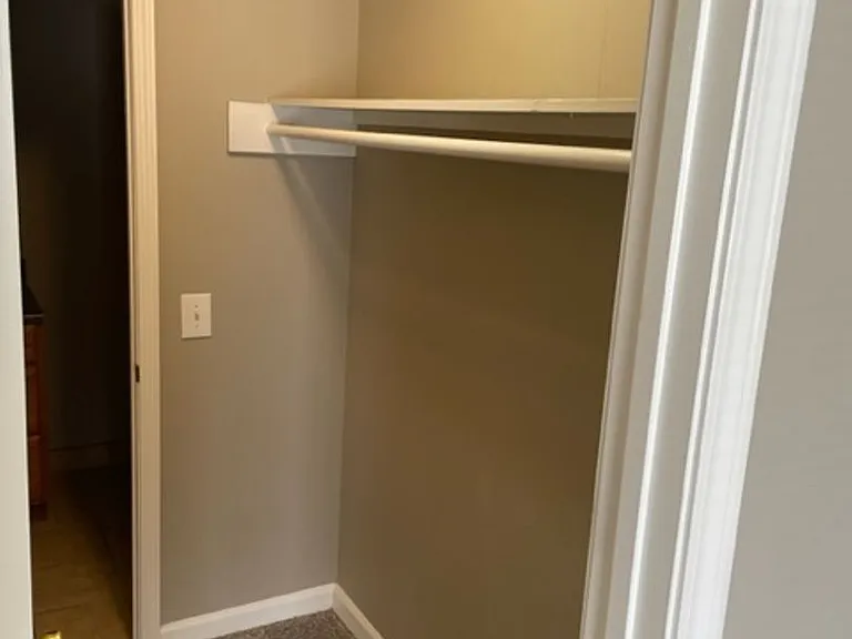 106 Menlo Dr — Photo 14