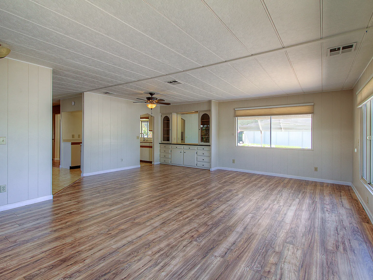 2 bed, 1440 sqft, $2,550 — Photo 3