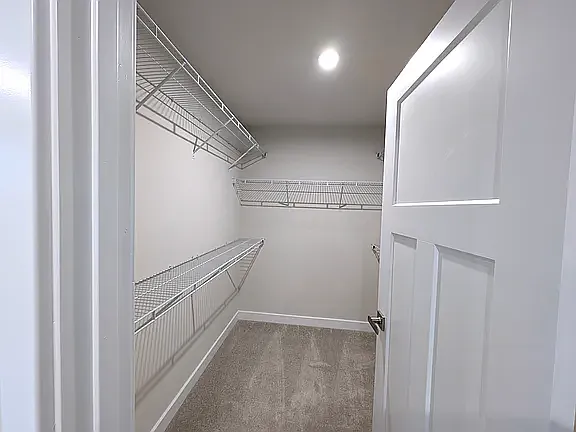 723 Kalmar Ln — Photo 25