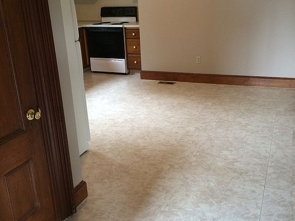 5th image of 89 Center St APT 1