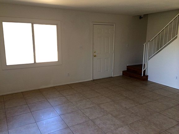 Living Room all Tile