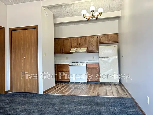 1025 S 5th St Photo 1
