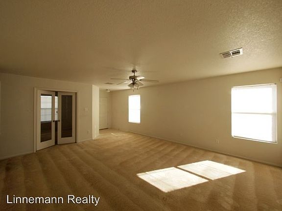 4th image of 2300 Price Dr