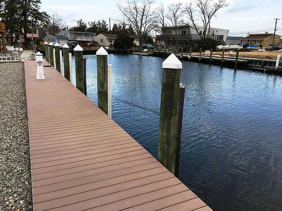 3rd image of 312 Silver Lagoon Dr