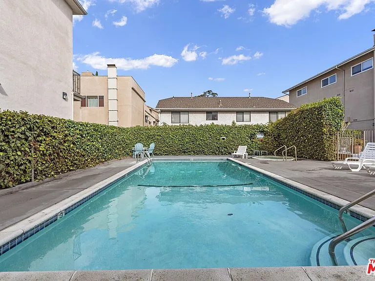 10757 Hortense St #303 — Photo 24