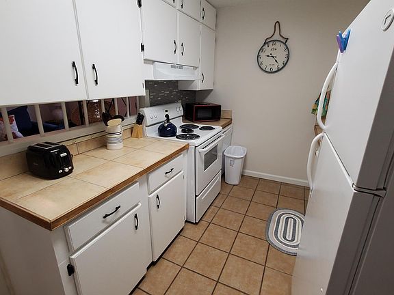 2nd image of 191 Thurston Dr