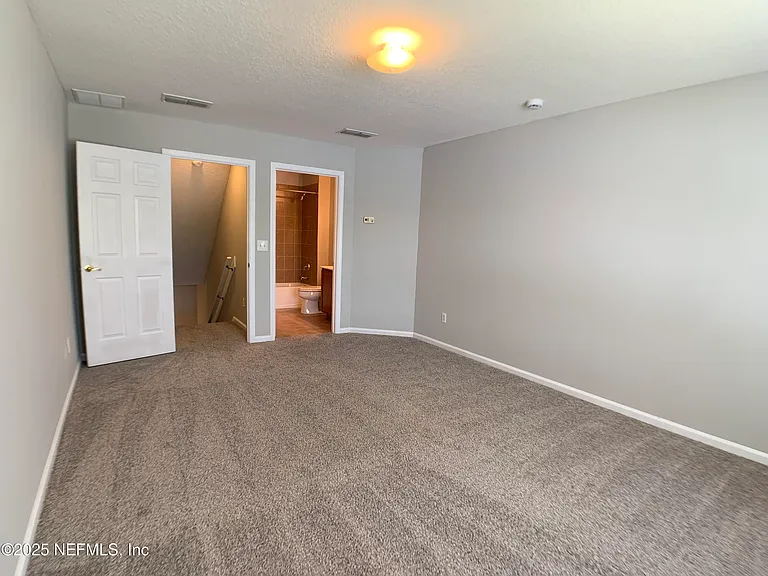 1213 Harbour Town Dr — Photo 34