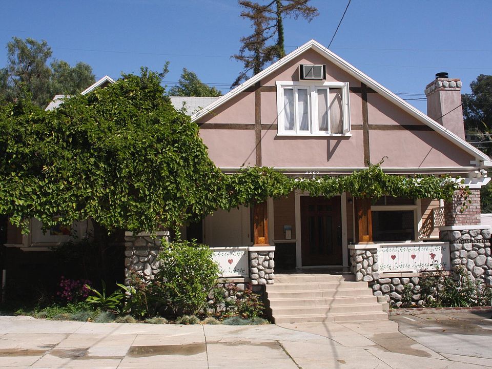 1st image of 2266 N Beachwood Dr