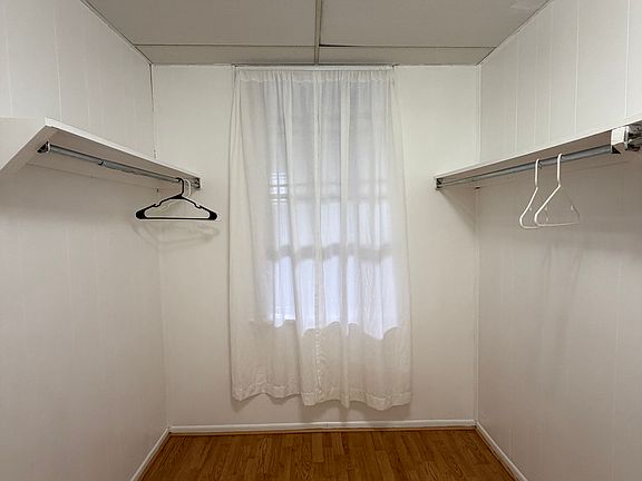 5th image of 239 2nd St #2