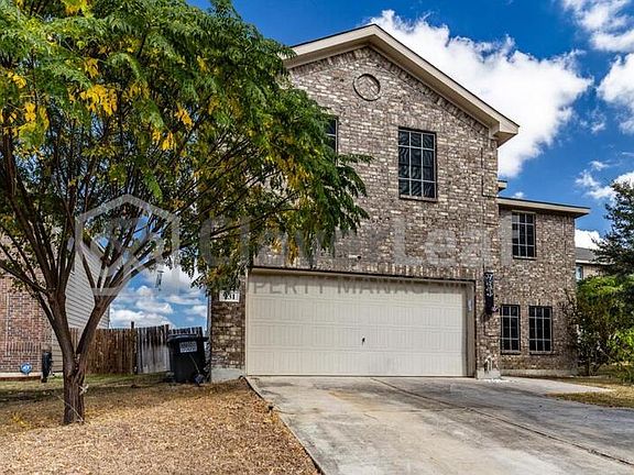2nd image of 931 Three Wood Way