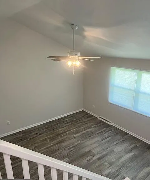 106 Carolina Ave — Photo 8