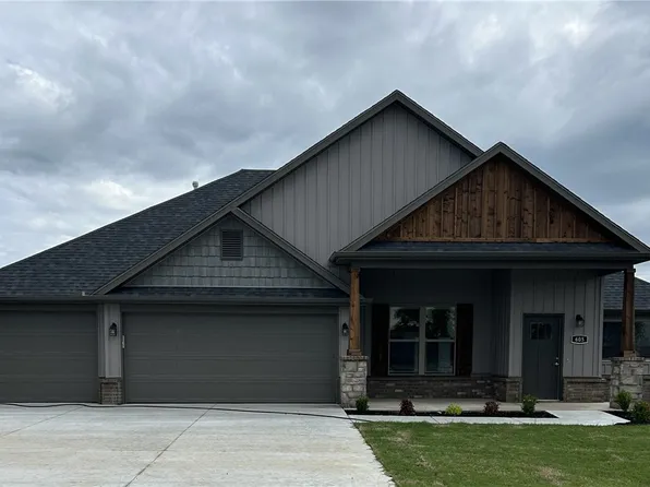 605 Pennington Ave, Prairie Grove, AR 72753