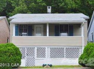 747 Edgemont Ave, Palmerton, PA 18071