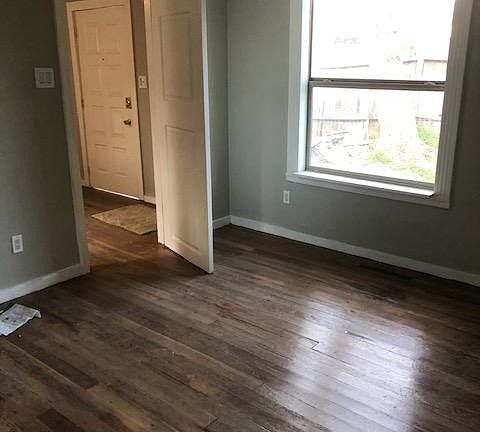 5th image of 409 Cleveland Ave