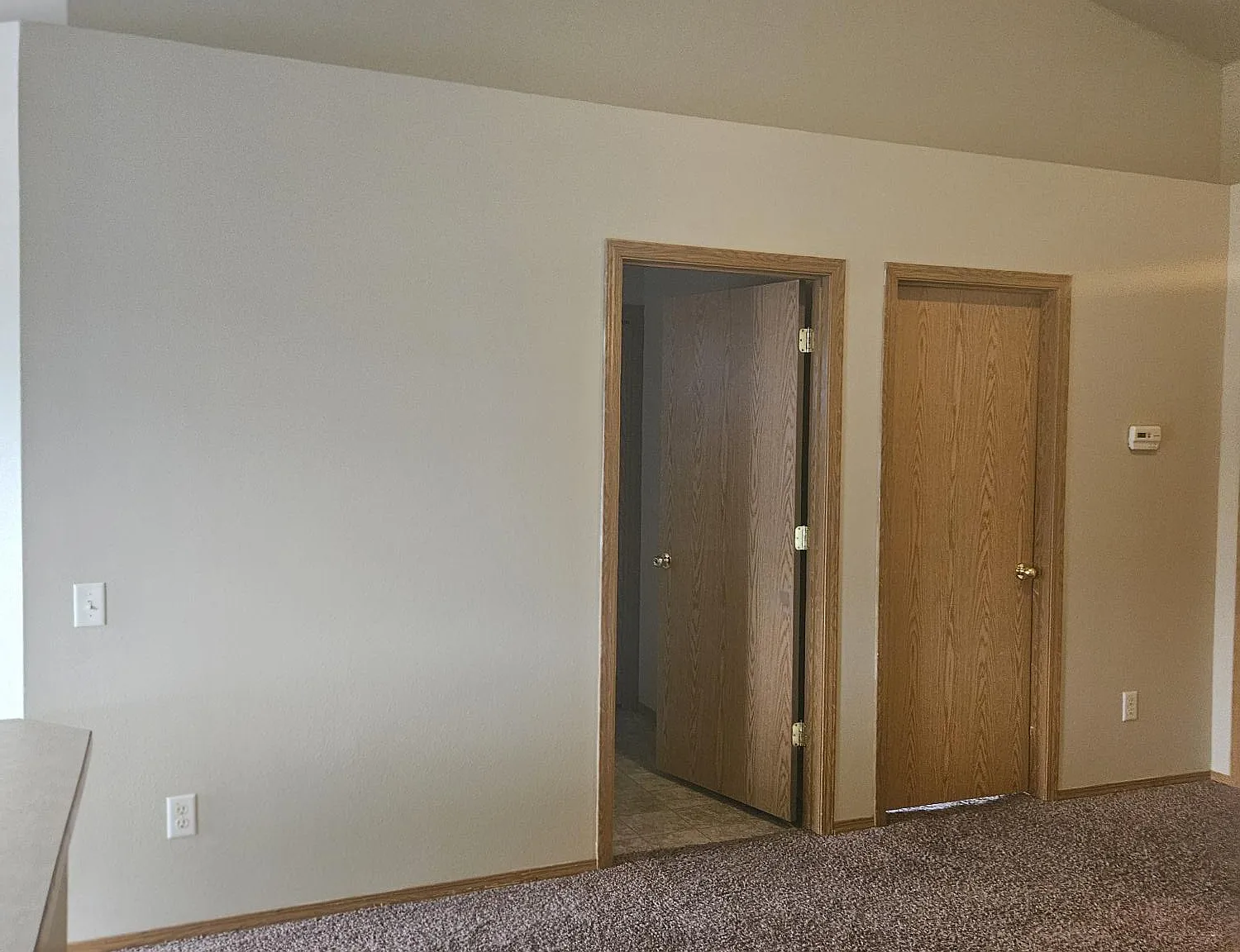 2 bed, 900 sqft, $1,295 — Photo 2