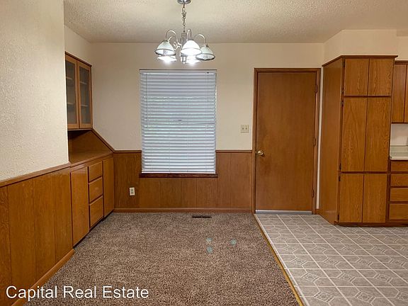 5th image of 8412 Willow View Dr