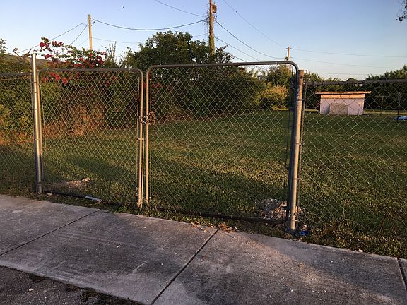 2nd image of 946 NW 8th St