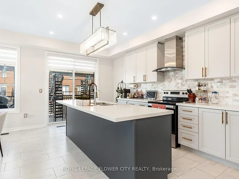 428 Tim Manley Ave — Photo 17