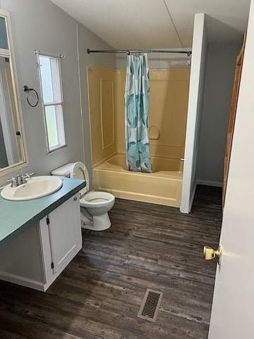 1st image of 408 Morning Glory Ln